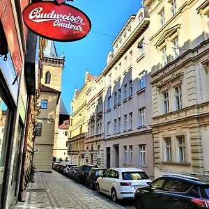 Apartment Reznicka, Prag