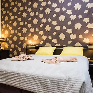 Apartment Domus, Prag