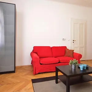 Apartment Exclusive, Prag